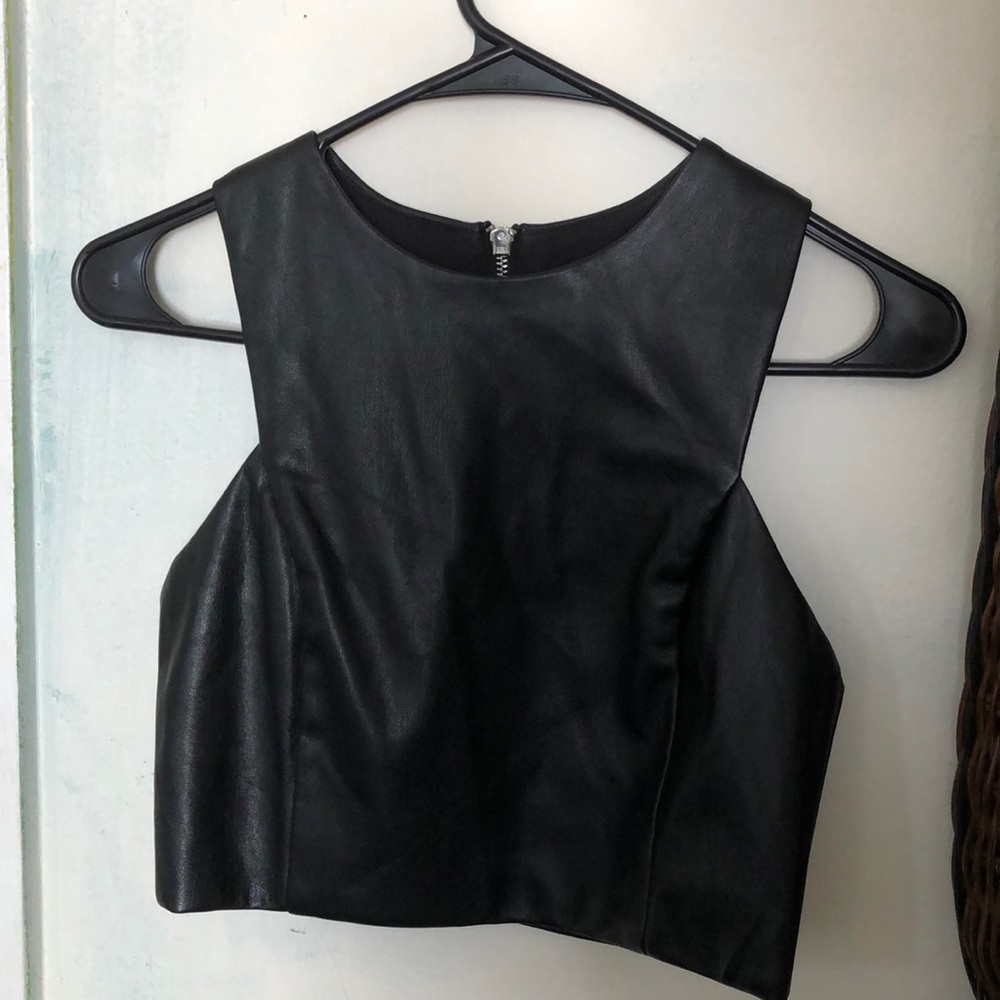 Faux leather Crop top